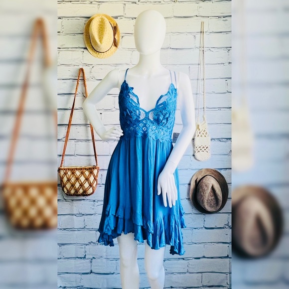 Free People Dresses & Skirts - 🔴𝐒𝐎𝐋𝐃 NWOT Free People Crochet Top Mini Dress